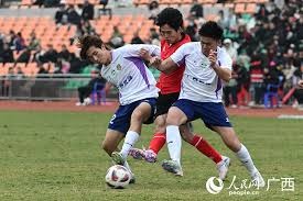 蒙扎已向那不勒斯请求批准引进瓦利德·切迪拉。该球员目前以带买断条款的租借形式效力于萨索洛，但可能在一月离队。 来源：著名记者斯基拉